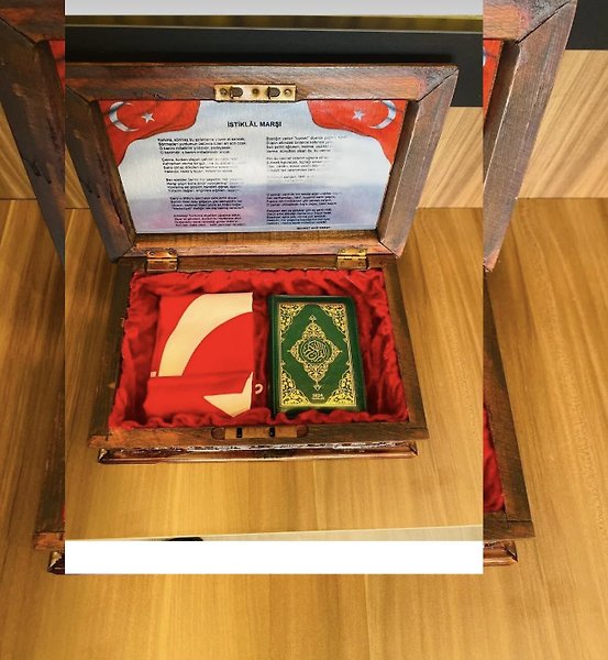 Türk Bayragi Islemeli Ceviz Sandik Kilitli Müdür Ofis Hediyeleri