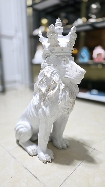 Büyük boy Dekoratif Beyaz Aslan Kral Heykeli 78cm